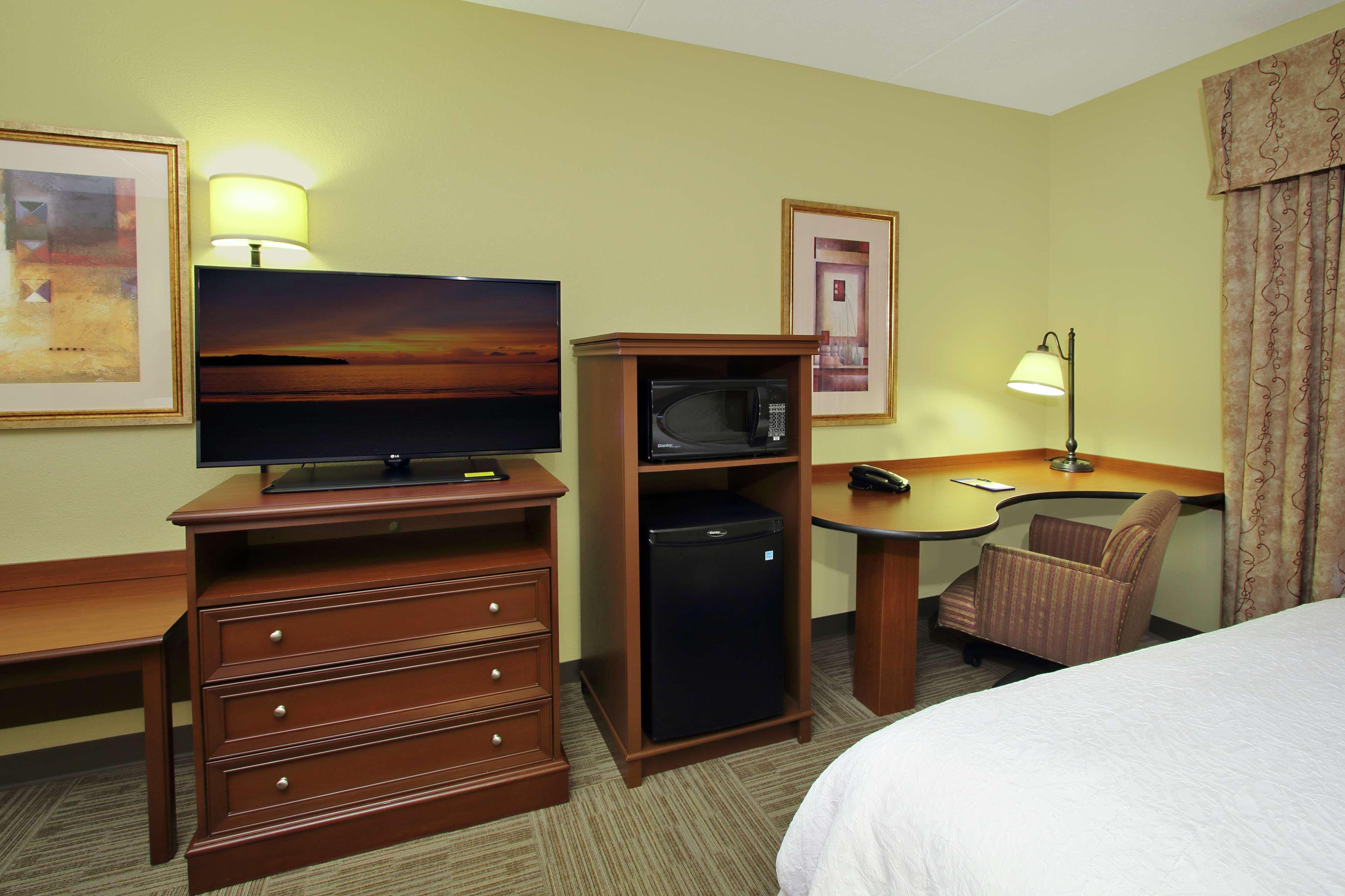Hampton Inn & Suites Murray Exteriör bild