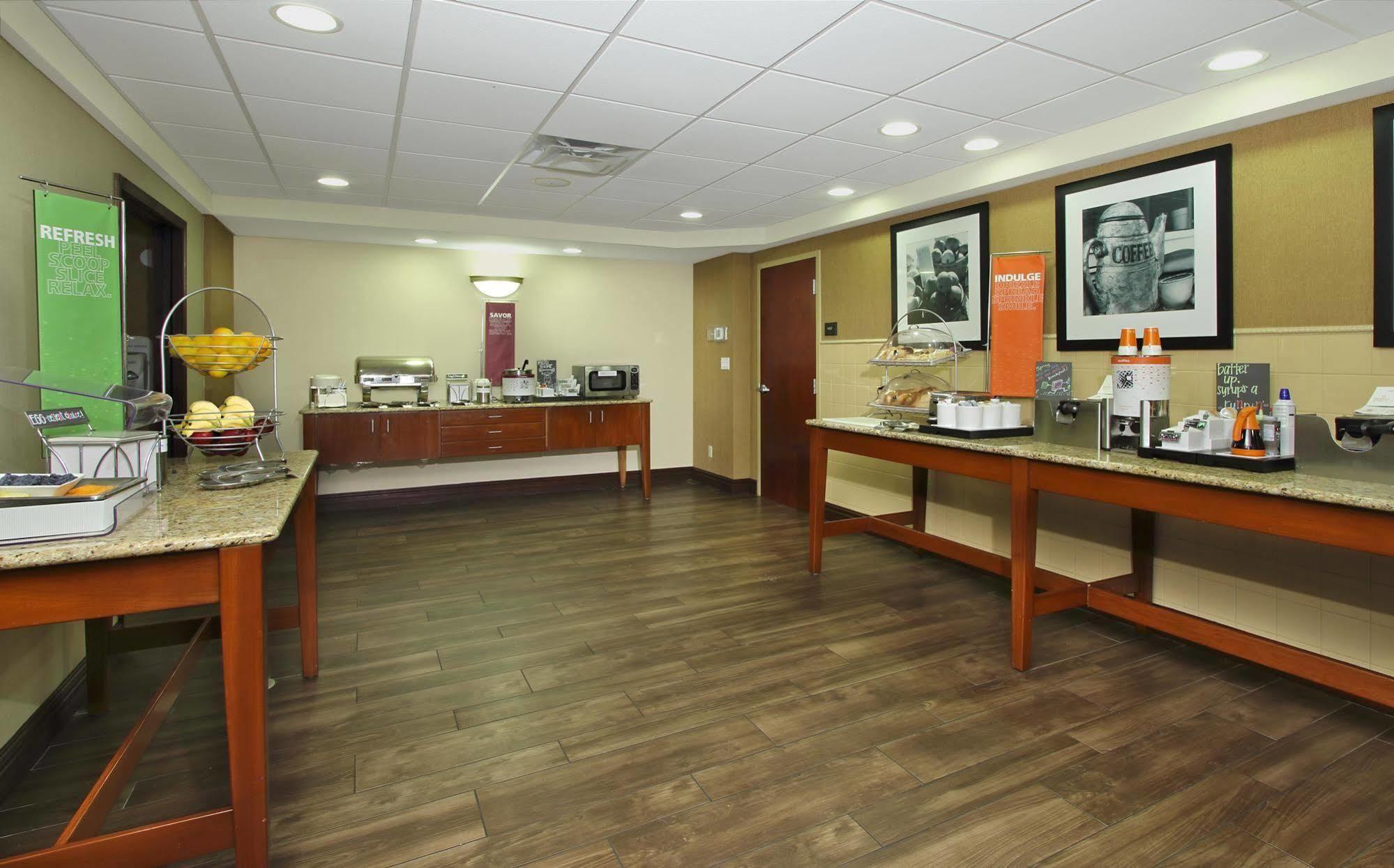 Hampton Inn & Suites Murray Exteriör bild